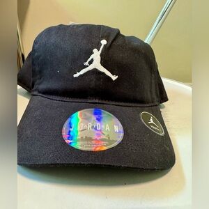 Jordan Youth Black Logo Adjustable Baseball Hat. NWT
